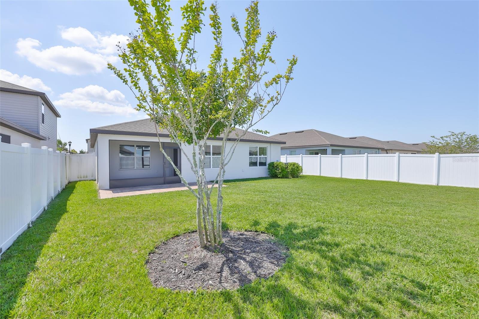 Image 41 of 47 For 1002 Tidal Rock Avenue