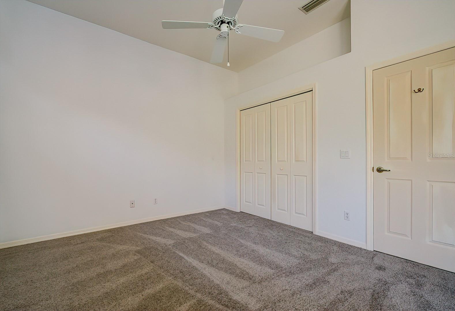 Image 17 of 25 For 5 Strawood Point