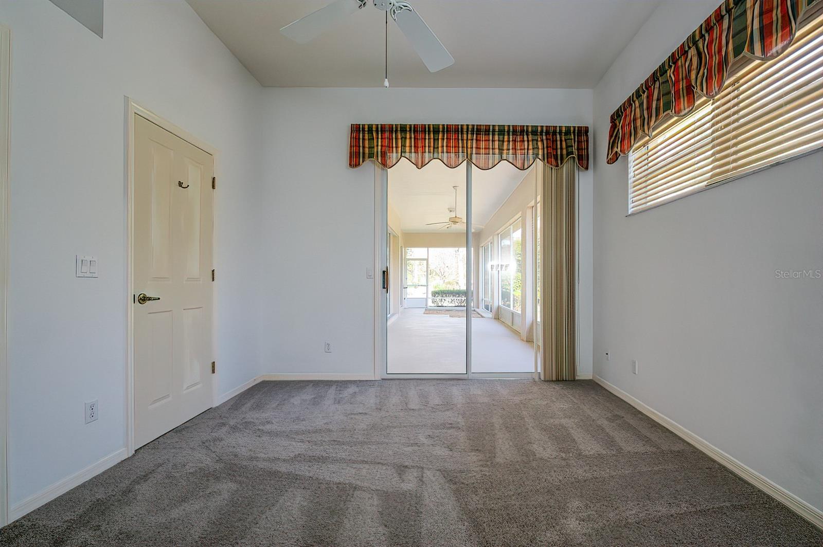 Image 18 of 25 For 5 Strawood Point