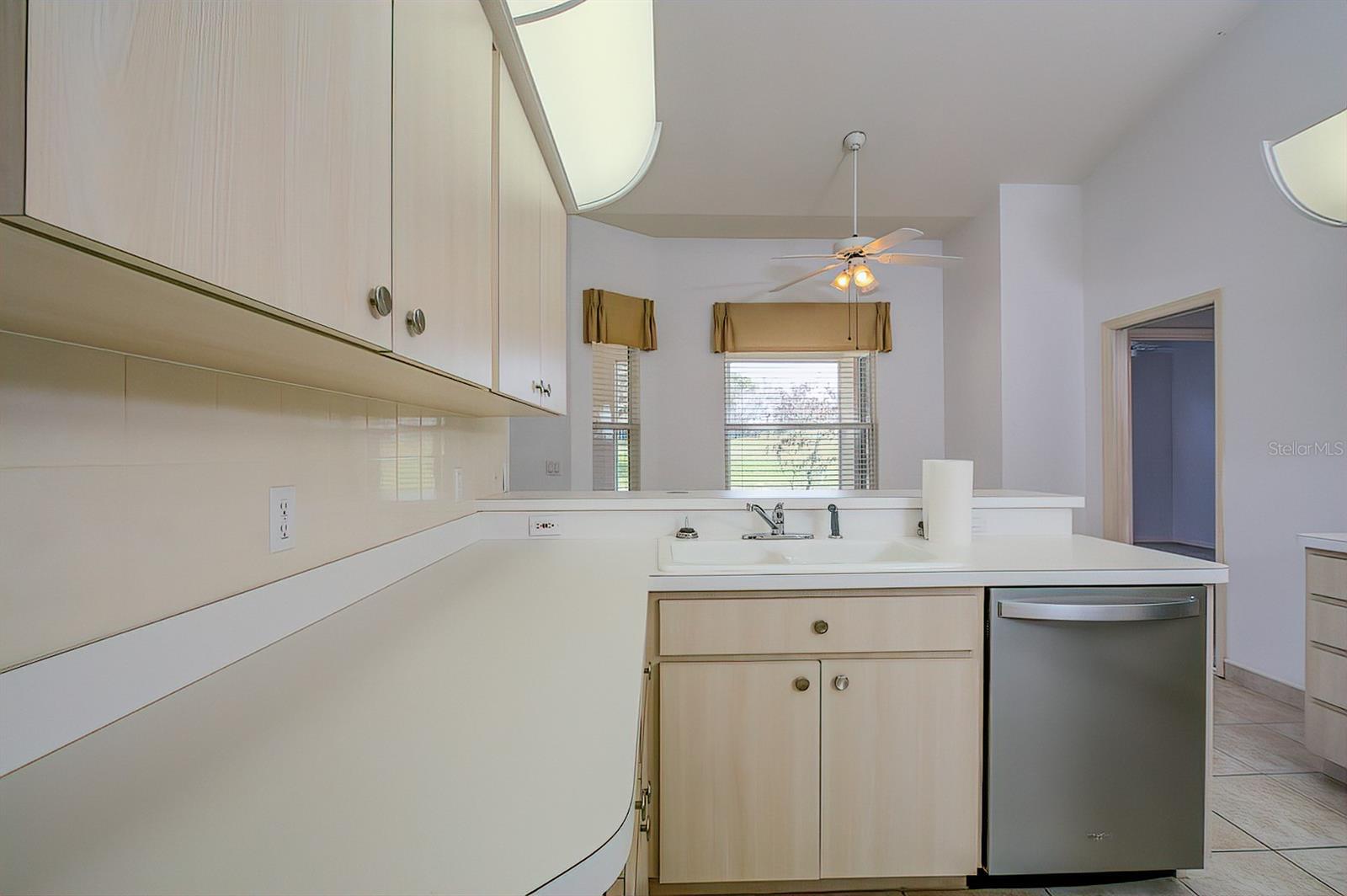 Image 4 of 25 For 5 Strawood Point