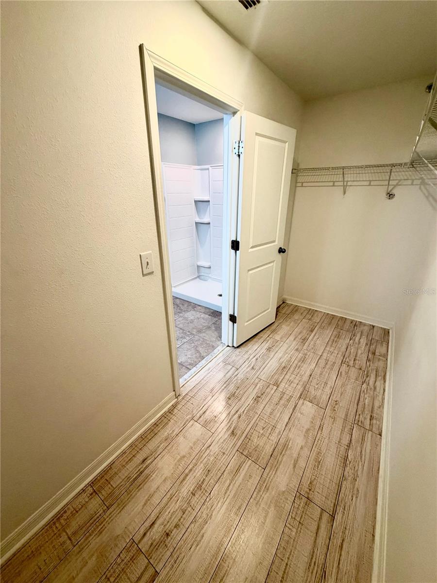 Image 26 of 38 For 6821 Blue Moon Way