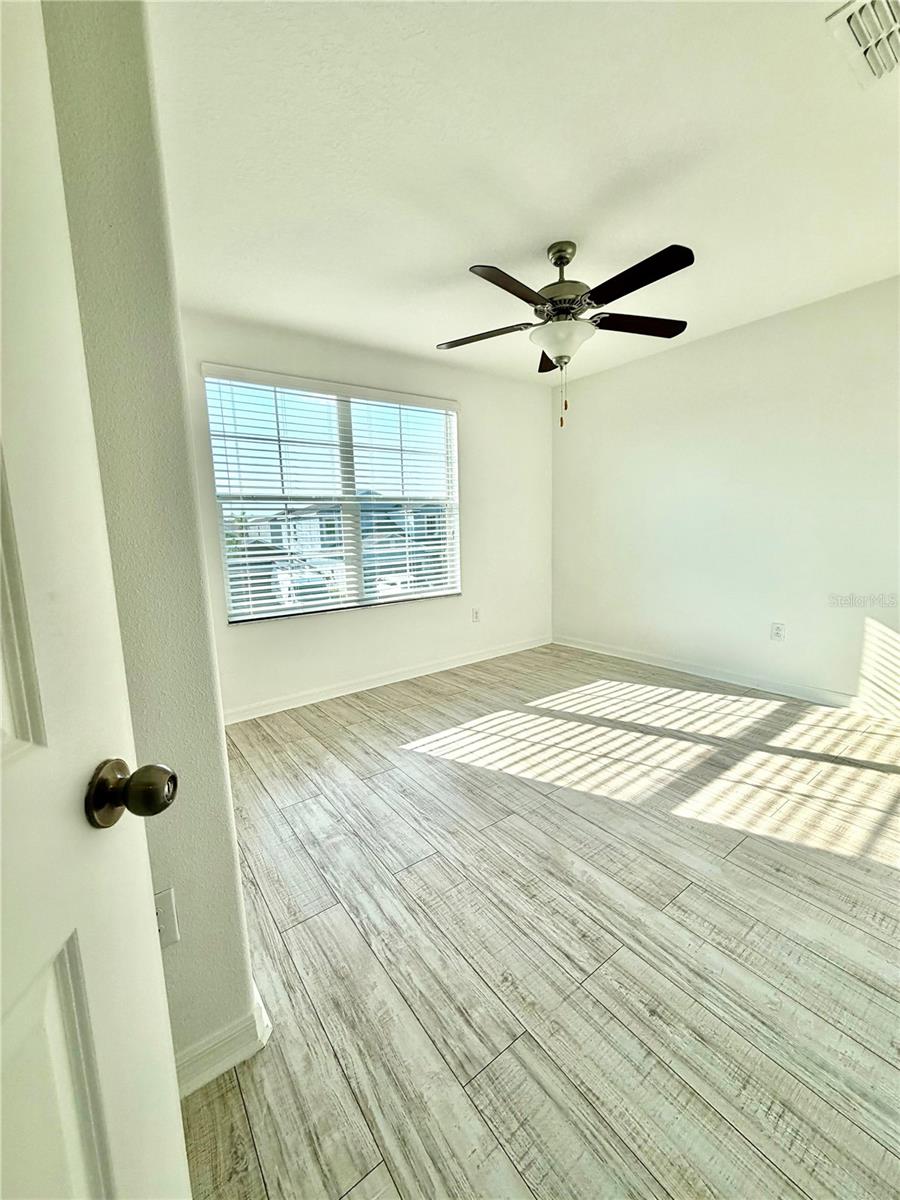 Image 30 of 38 For 6821 Blue Moon Way