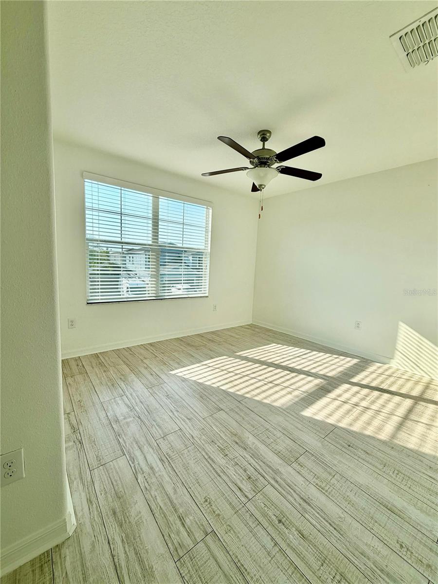 Image 31 of 38 For 6821 Blue Moon Way