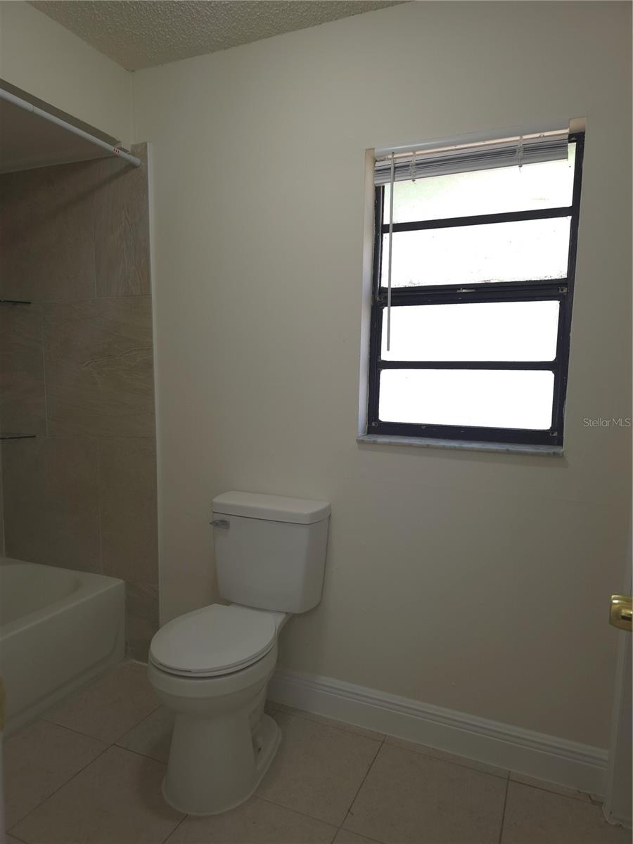 Image 16 of 25 For 10410 Ojus Drive