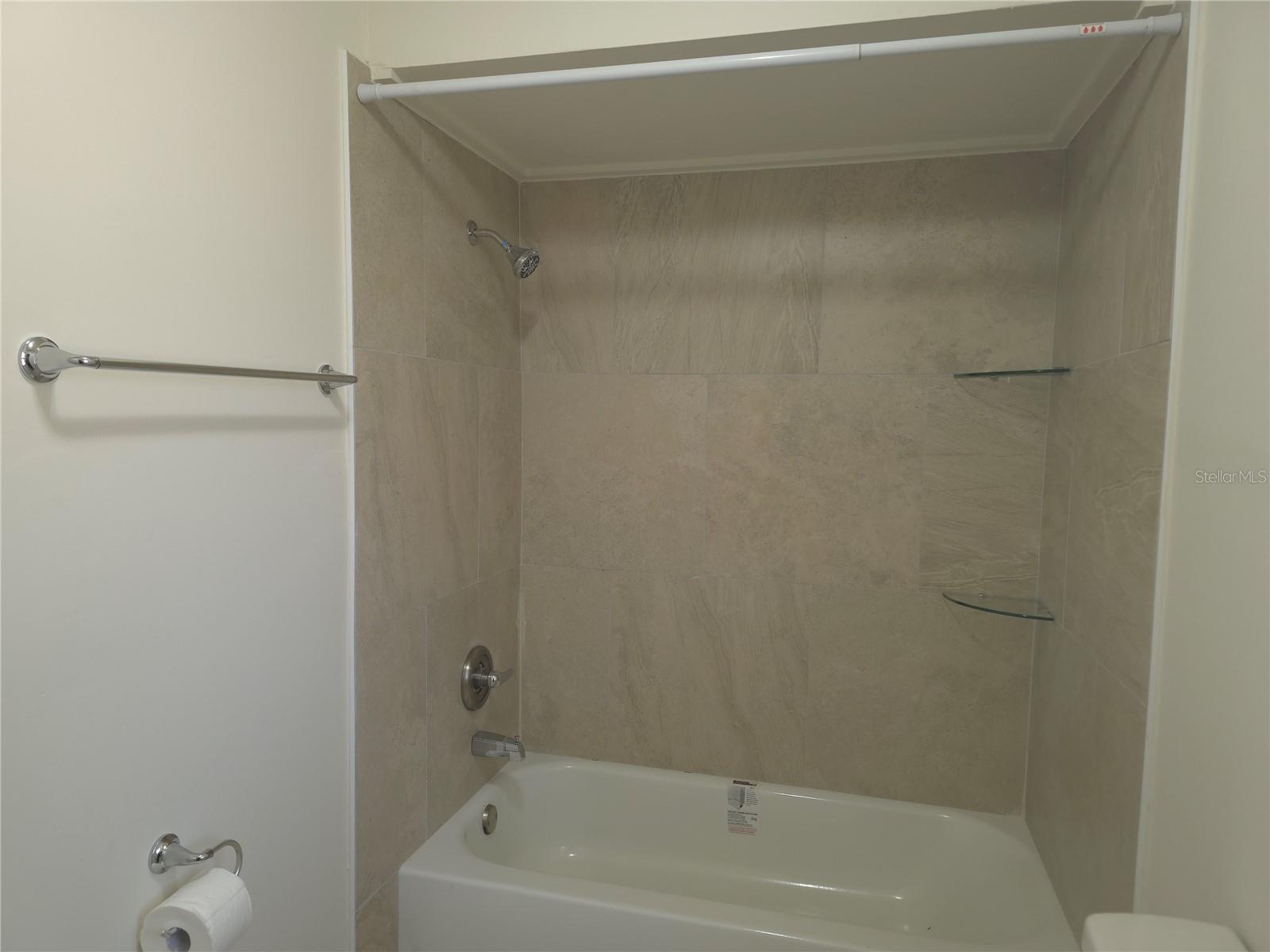 Image 17 of 25 For 10410 Ojus Drive