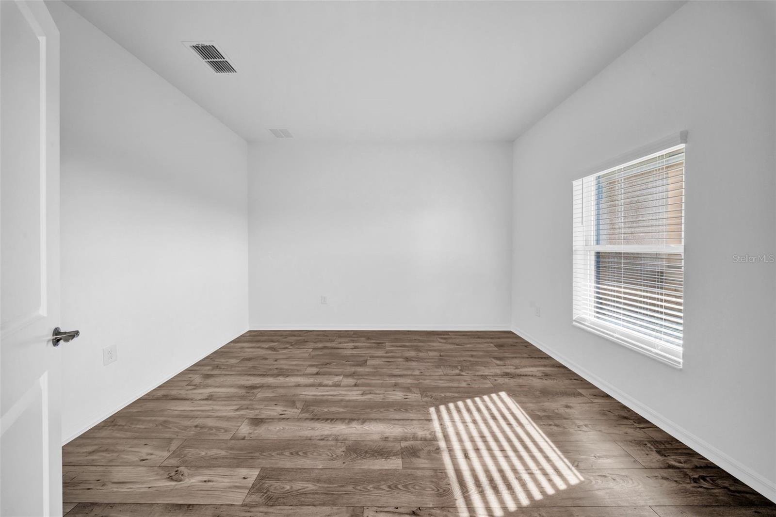 Image 30 of 85 For 5841 Riverston Avenue