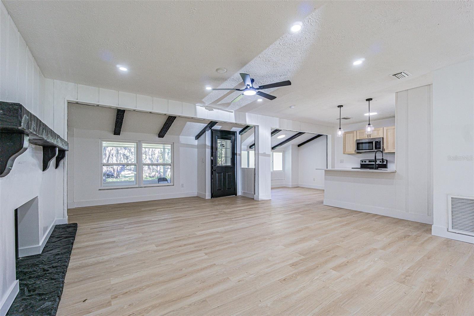 Image 28 of 45 For 8807 Overlook Drive