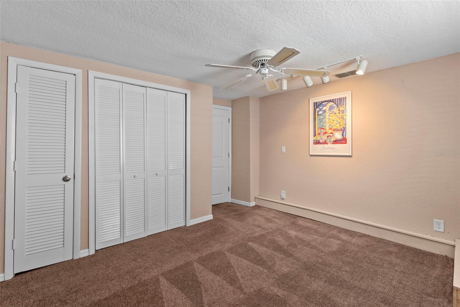 Image 18 of 33 For 6314 Sebring Street