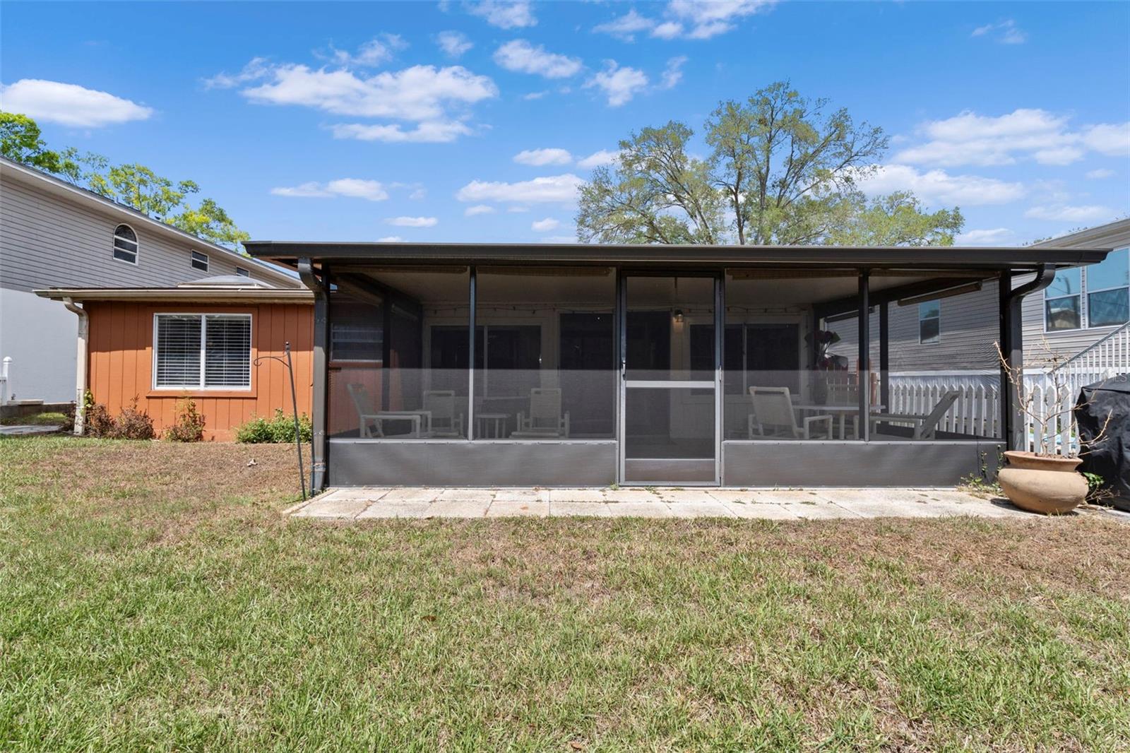 Image 24 of 33 For 6314 Sebring Street