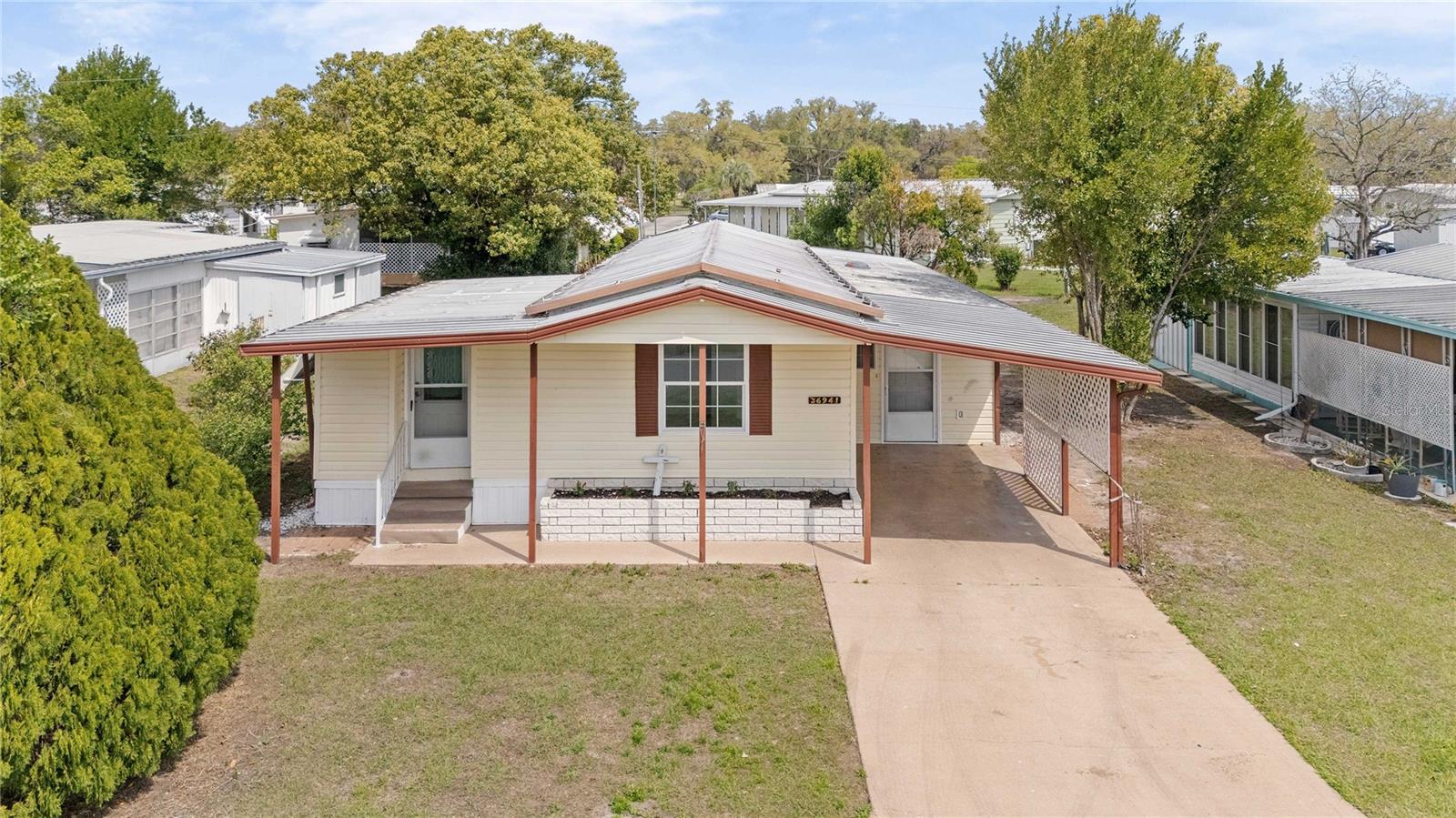 Details for 36941 Beth Ave, ZEPHYRHILLS, FL 33542