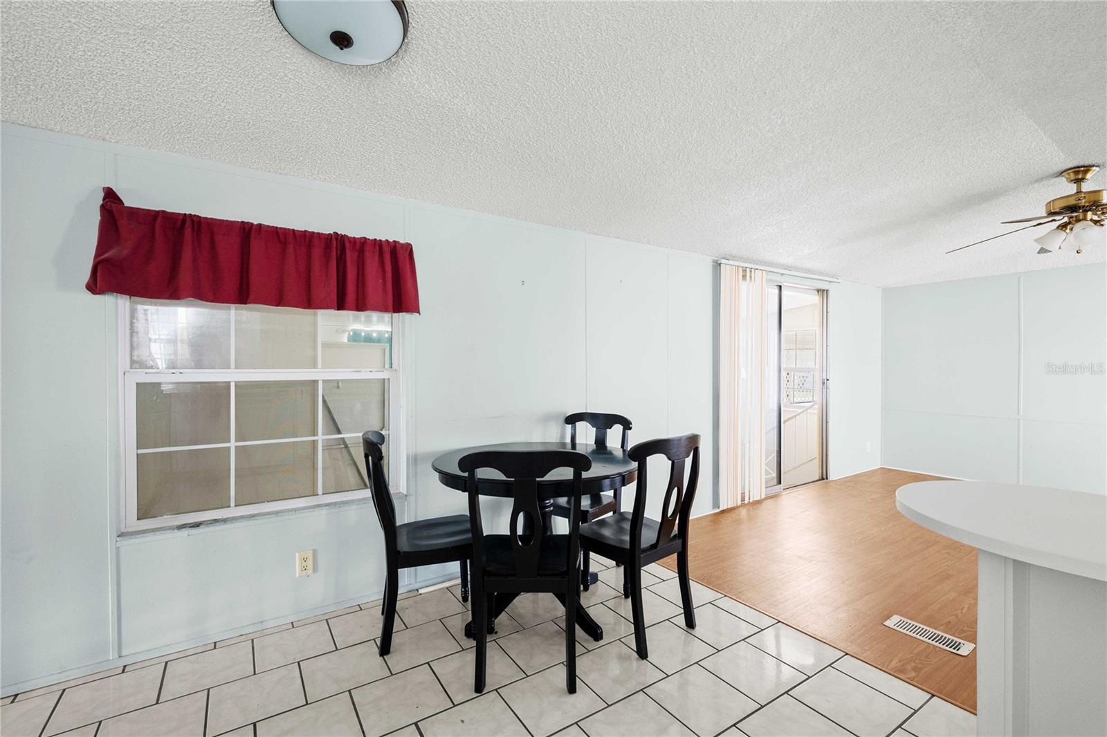 Image 12 of 31 For 36941 Beth Ave