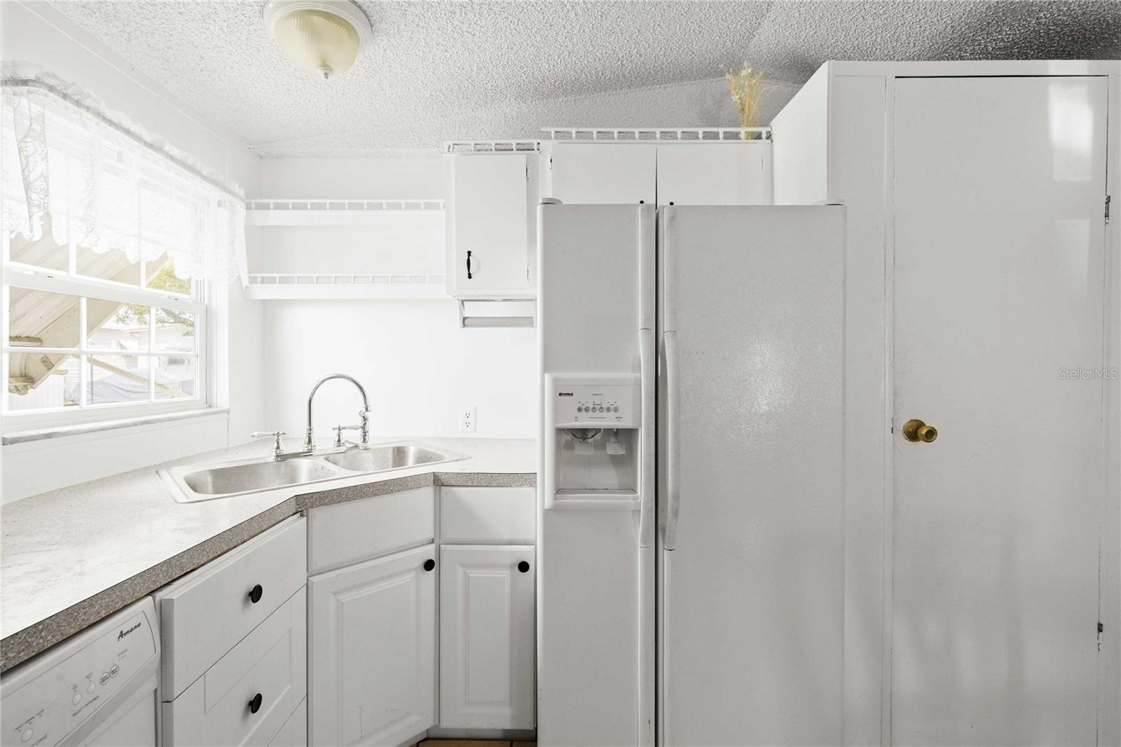 Image 15 of 31 For 36941 Beth Ave