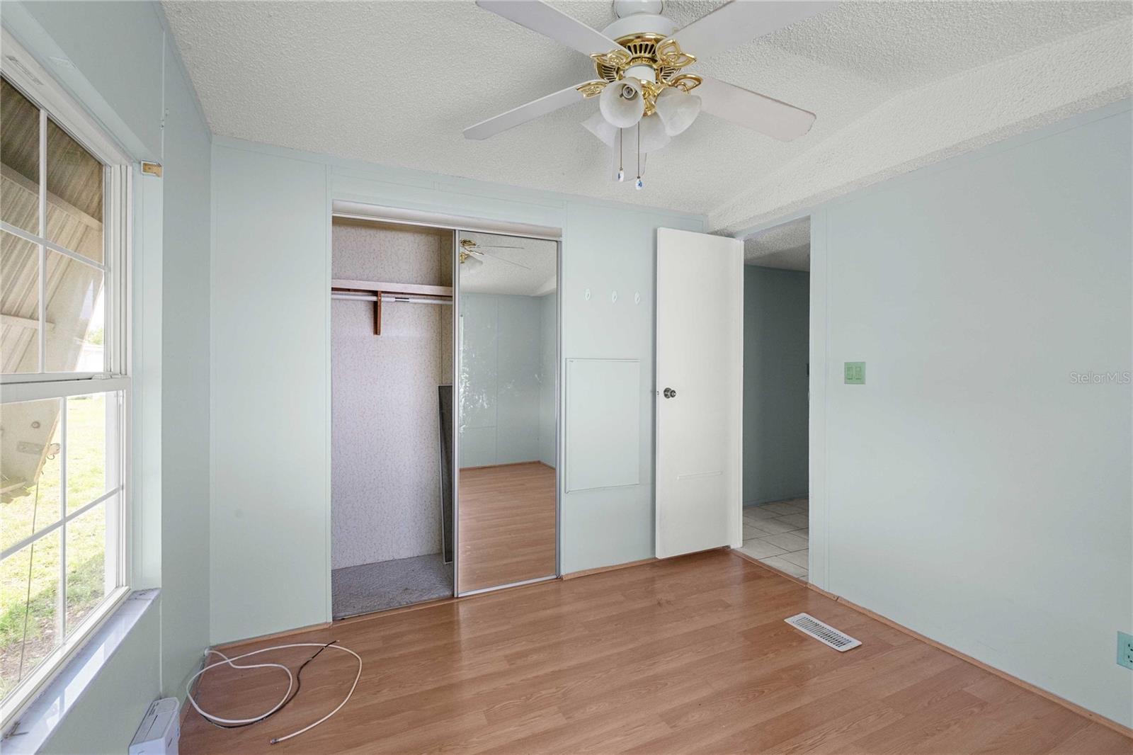 Image 22 of 31 For 36941 Beth Ave