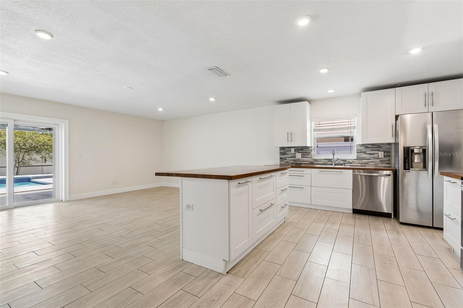 Image 13 of 61 For 4710 Southbreeze Drive