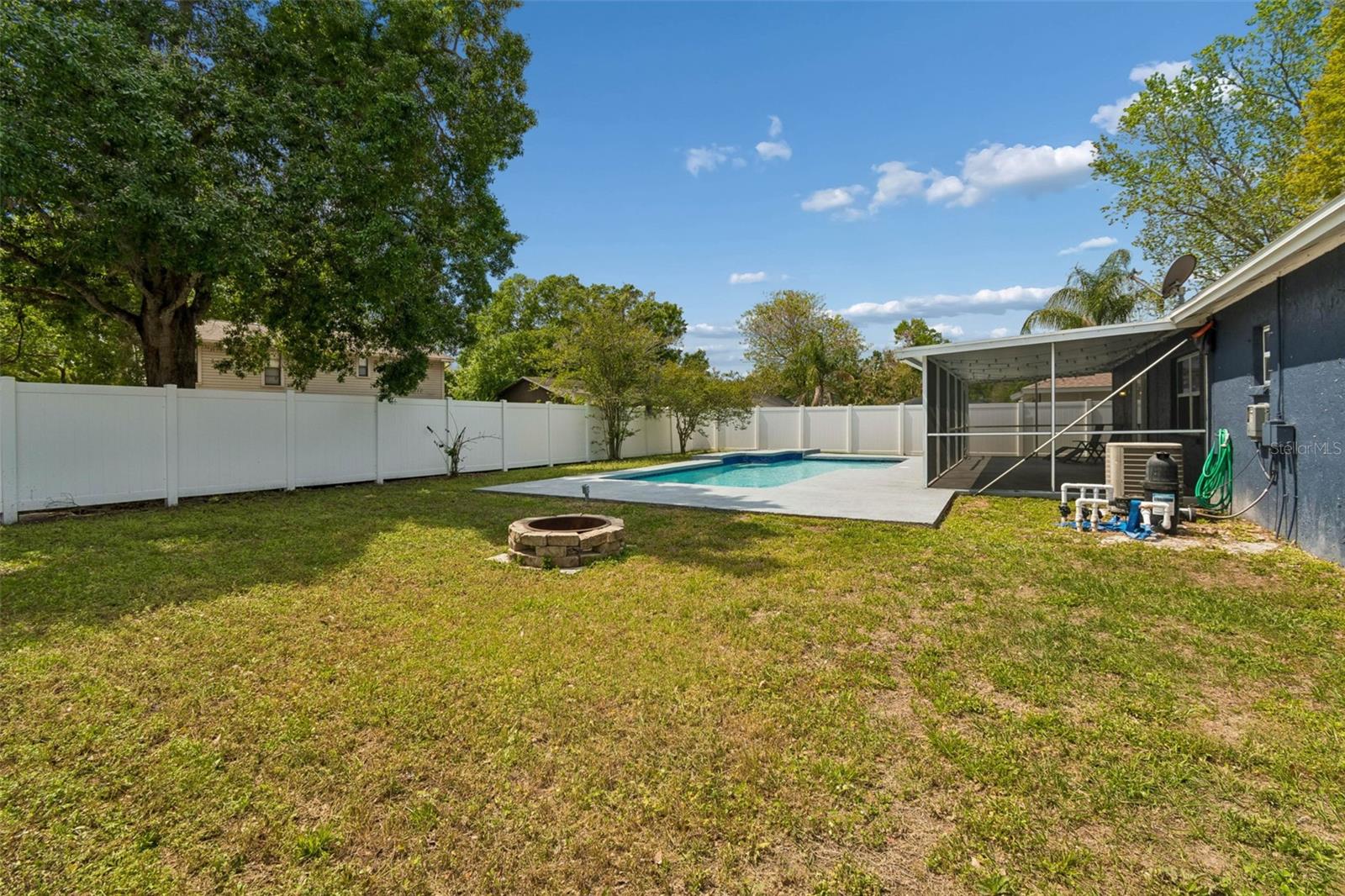 Image 45 of 61 For 4710 Southbreeze Drive