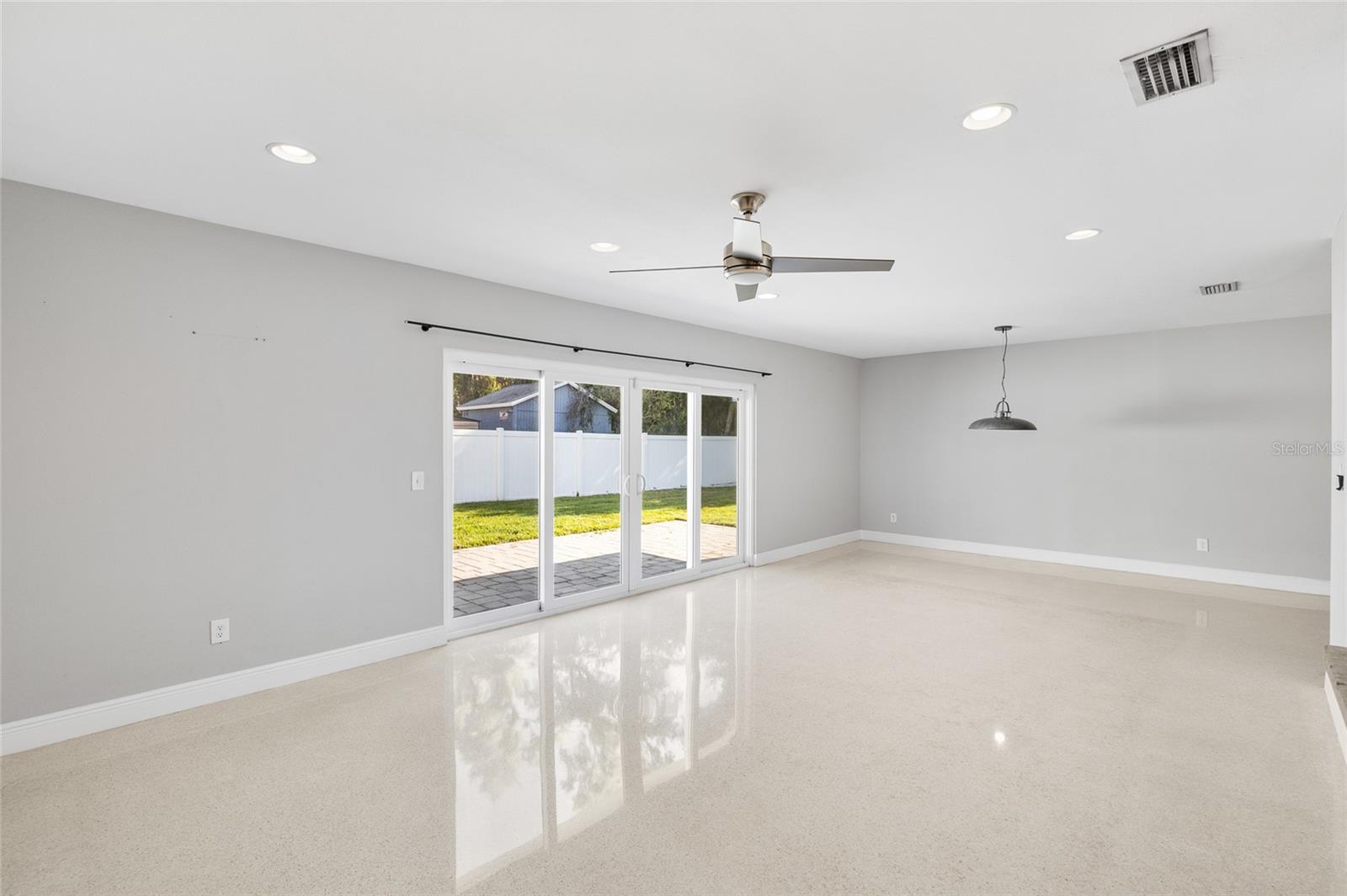 Image 14 of 35 For 505 Alva Street