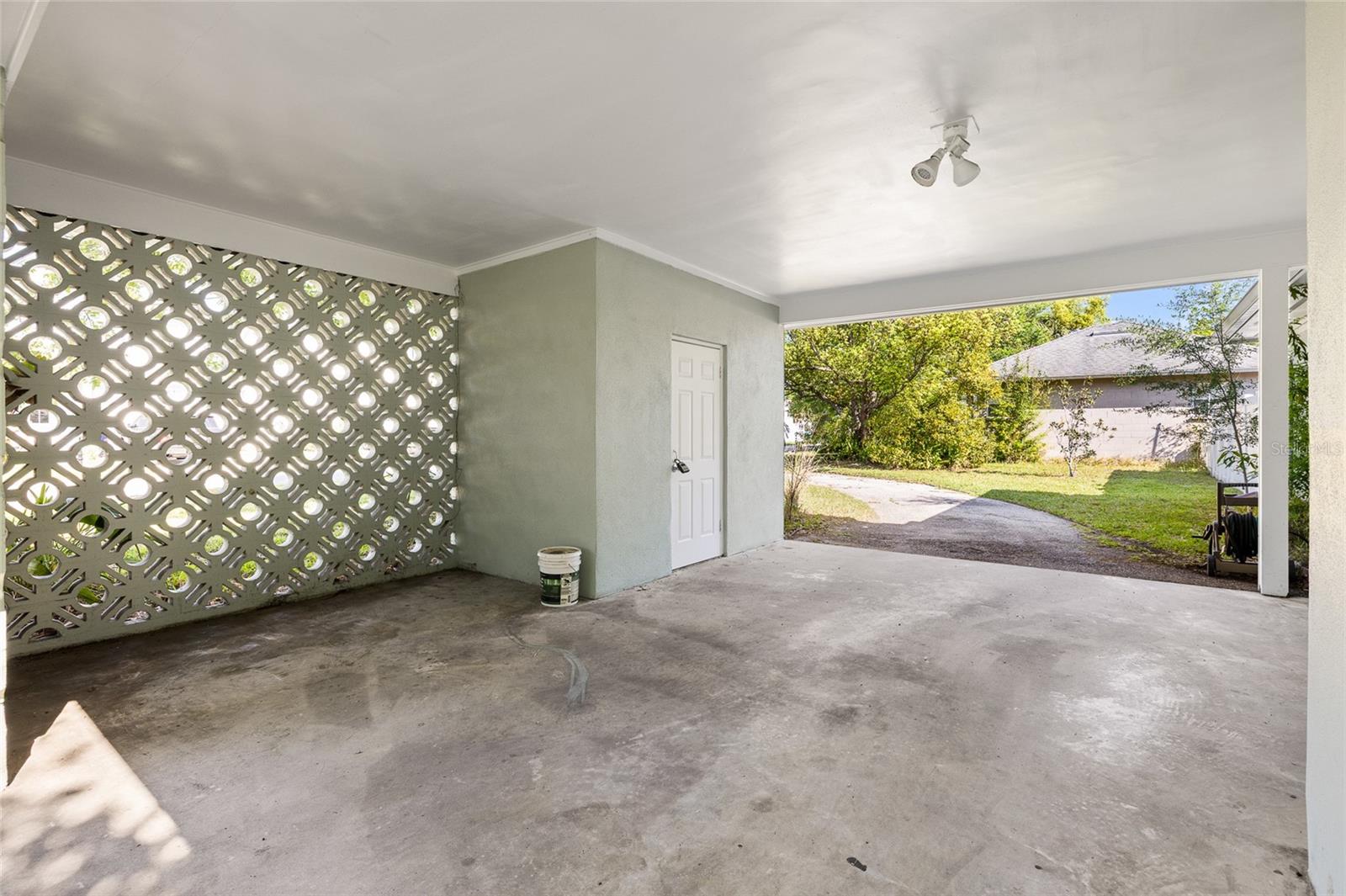 Image 28 of 35 For 505 Alva Street