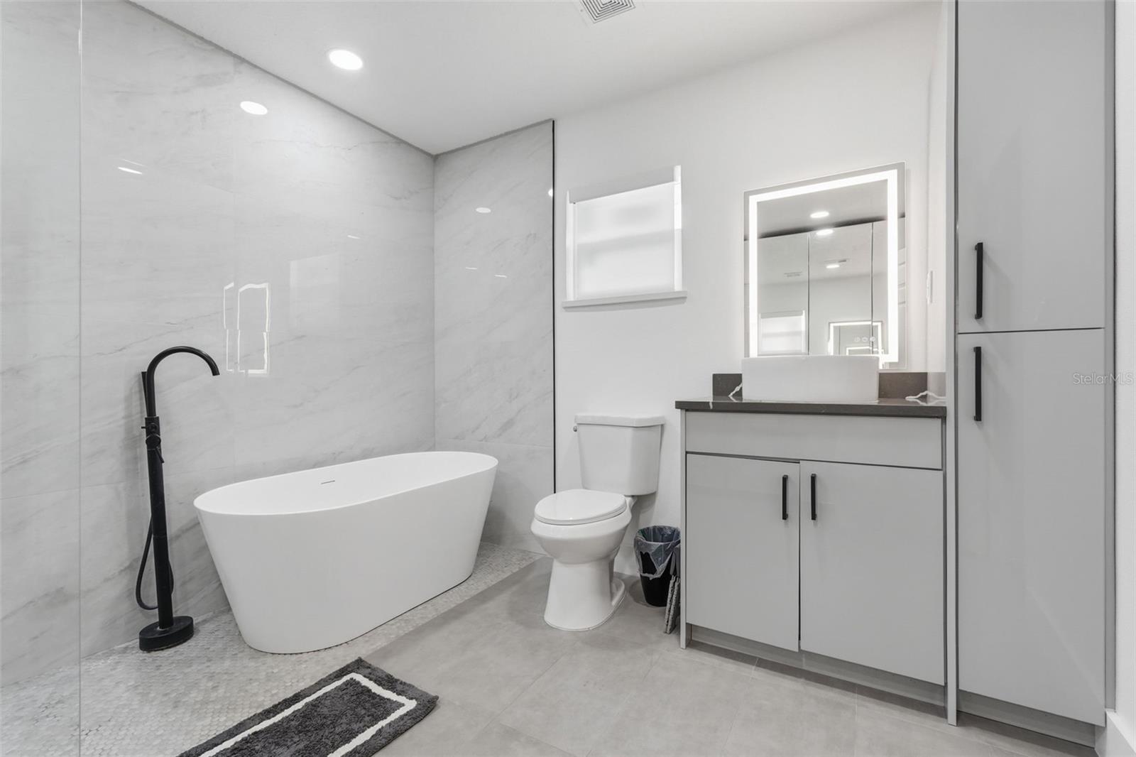 Image 15 of 44 For 5520 Fulmar Drive