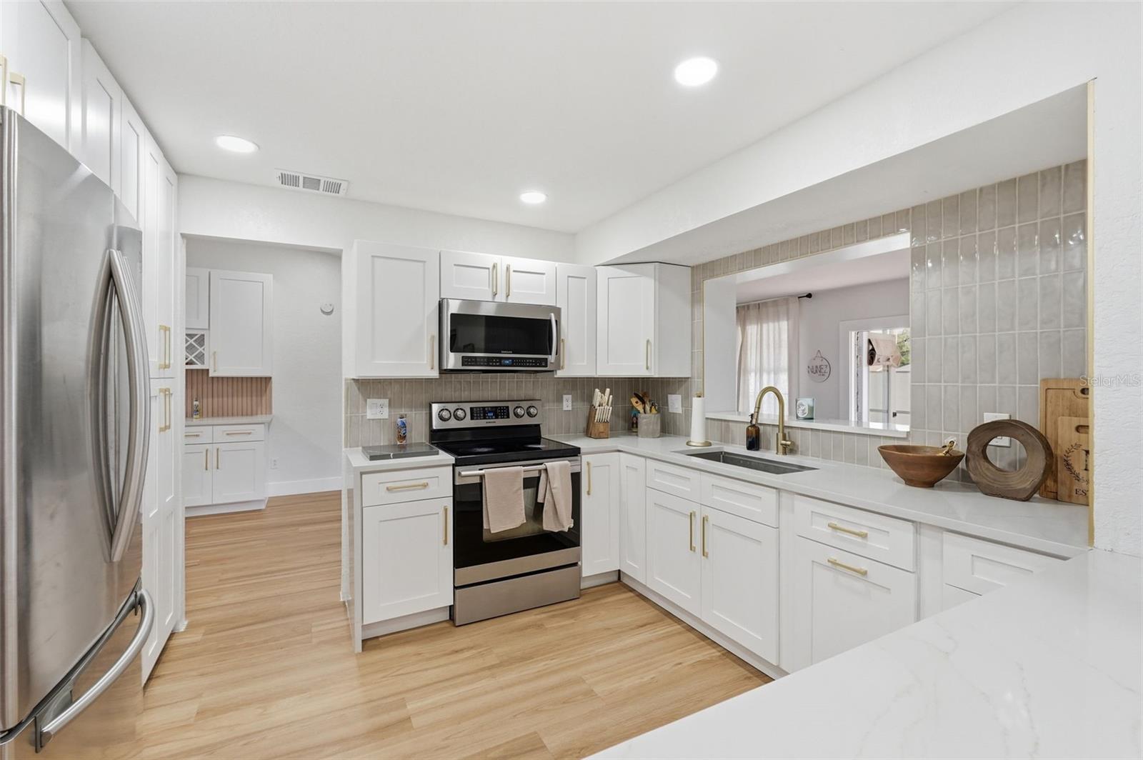 Image 19 of 44 For 5520 Fulmar Drive