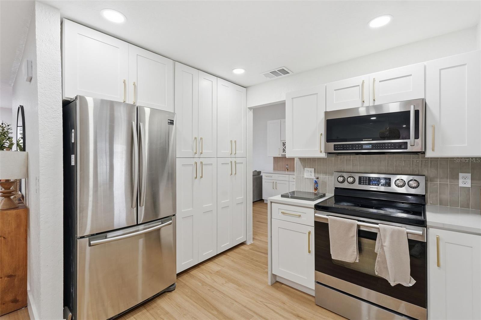 Image 20 of 44 For 5520 Fulmar Drive