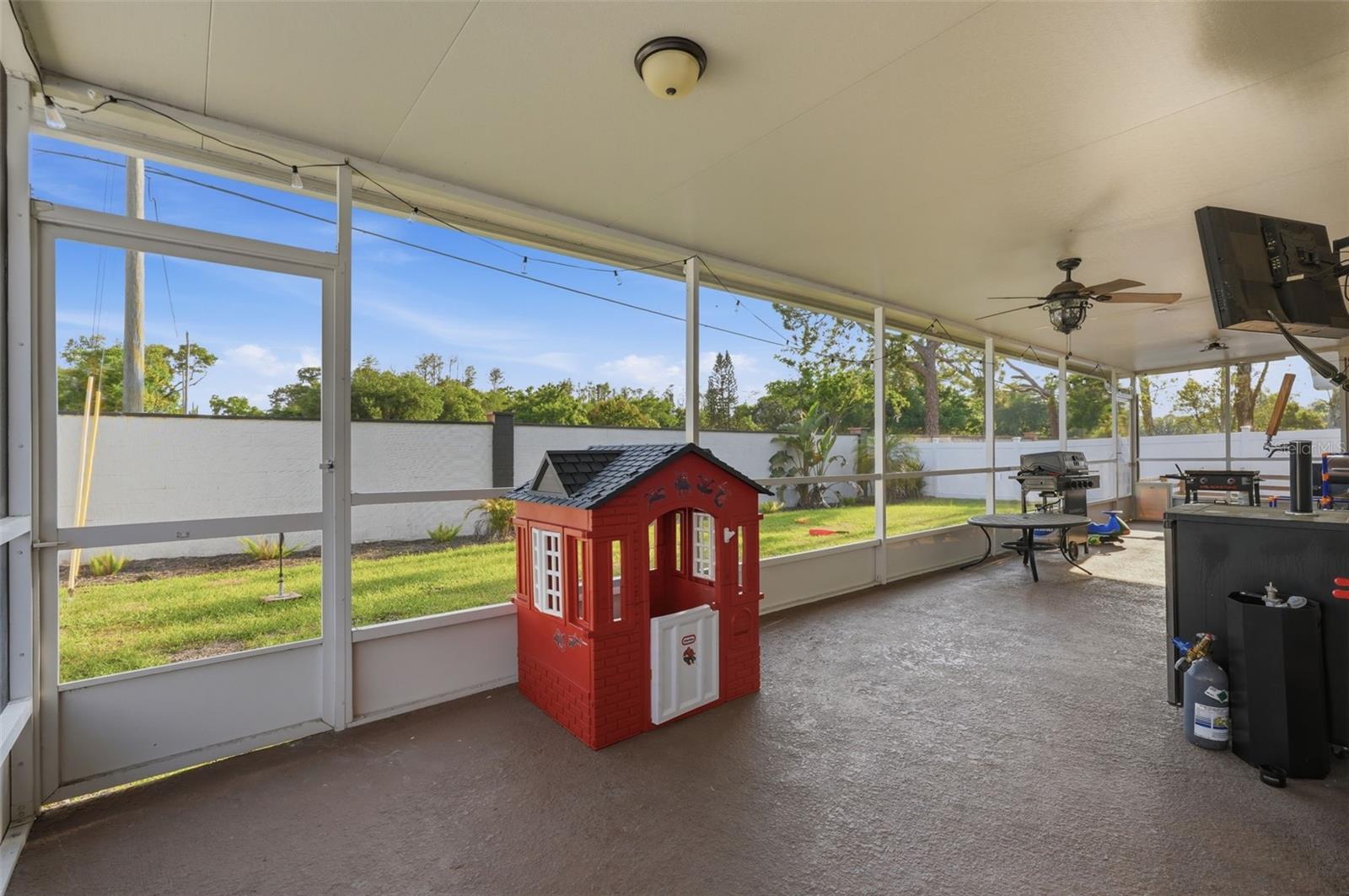 Image 39 of 44 For 5520 Fulmar Drive