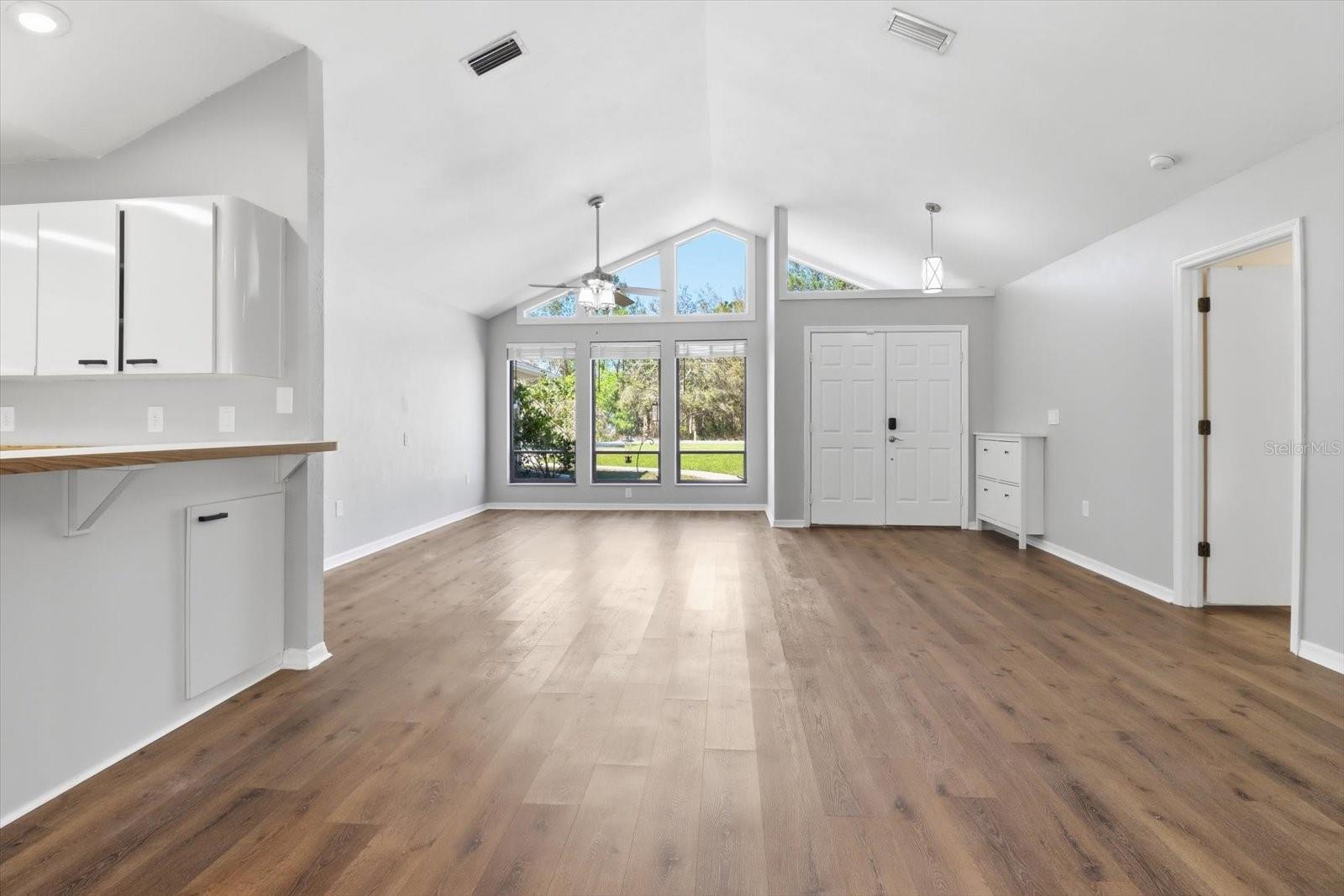 Image 19 of 51 For 1804 Humphrey Lane