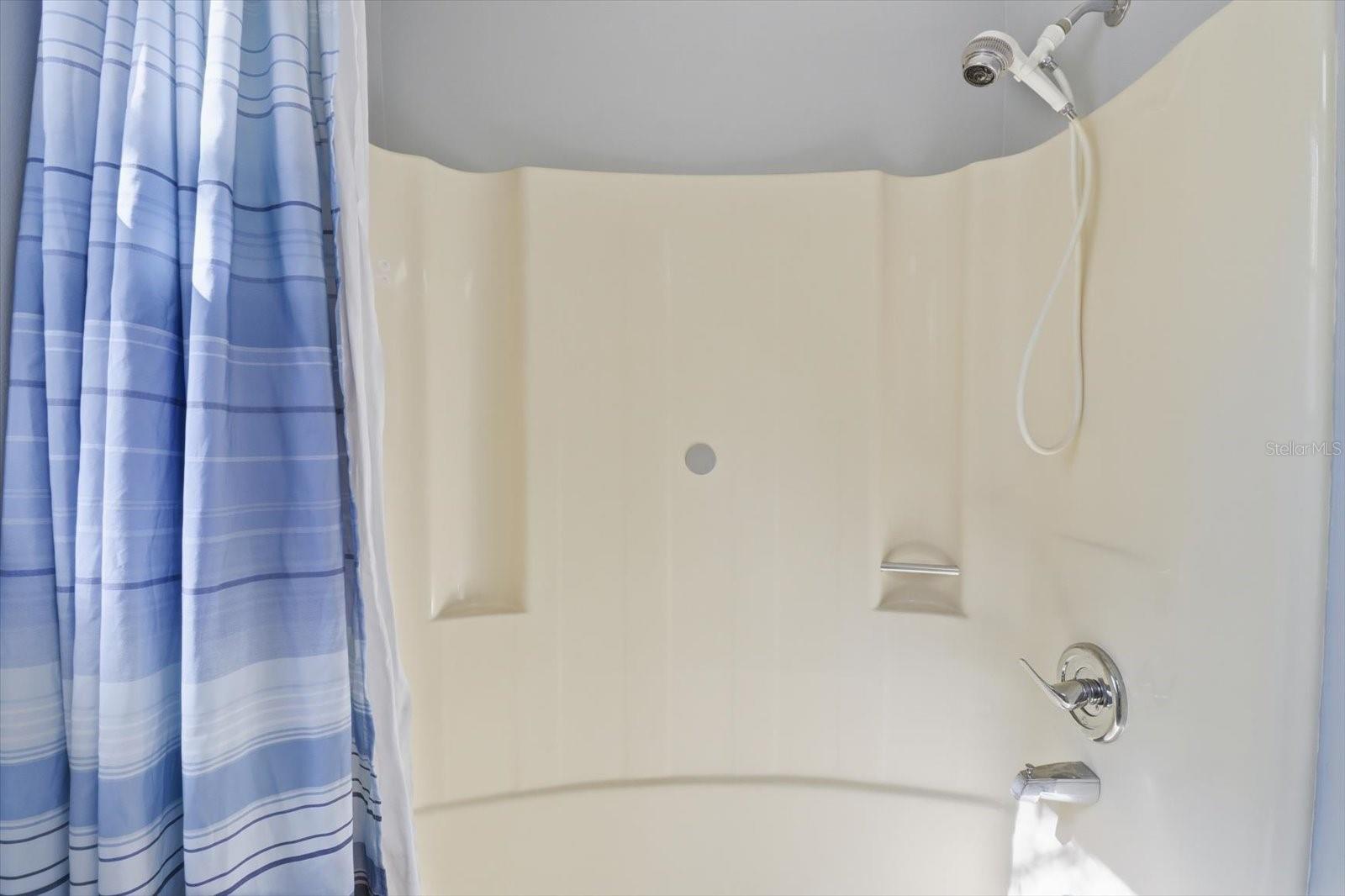 Image 37 of 51 For 1804 Humphrey Lane