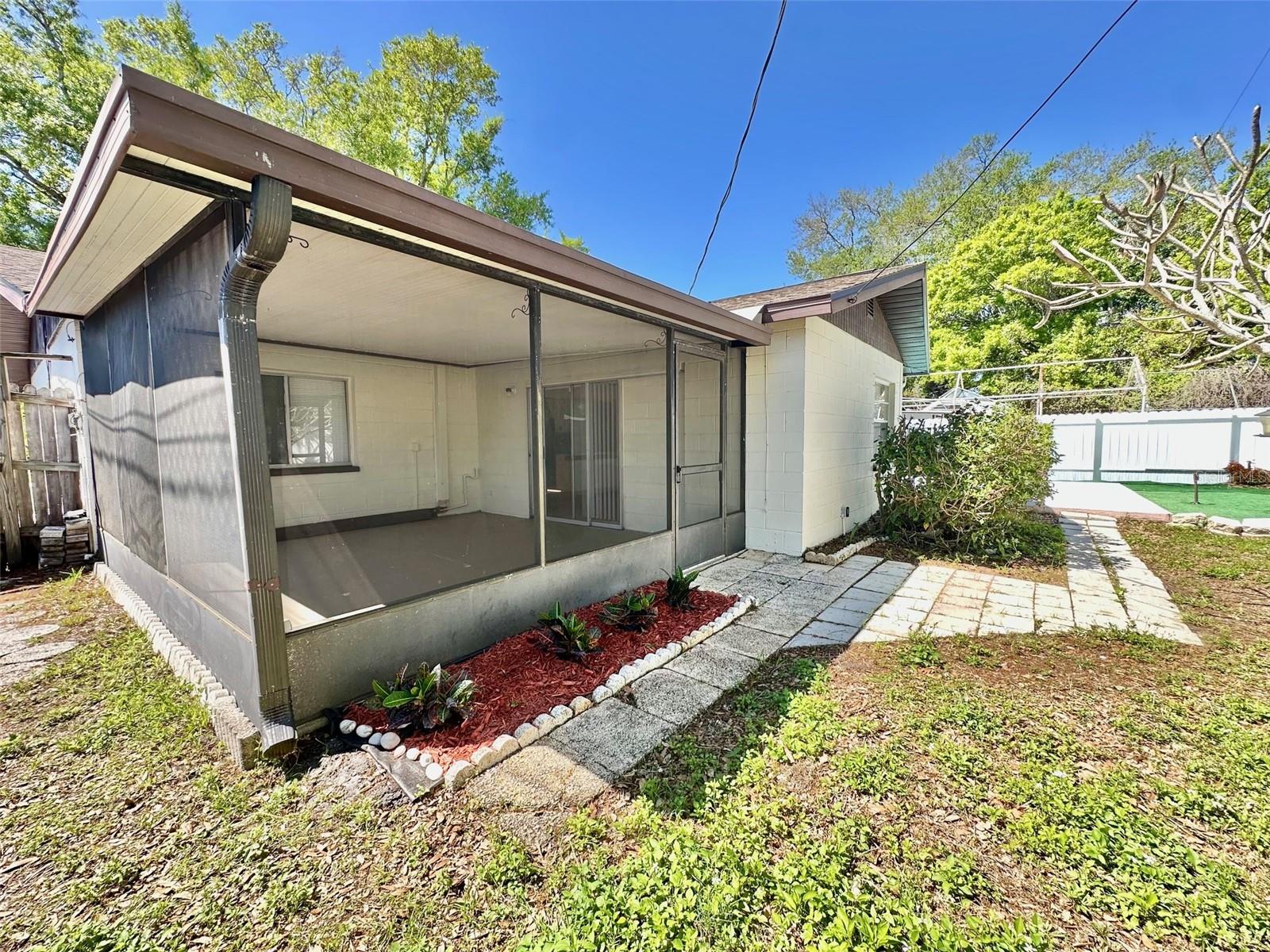 Image 22 of 26 For 9099 108th Avenue