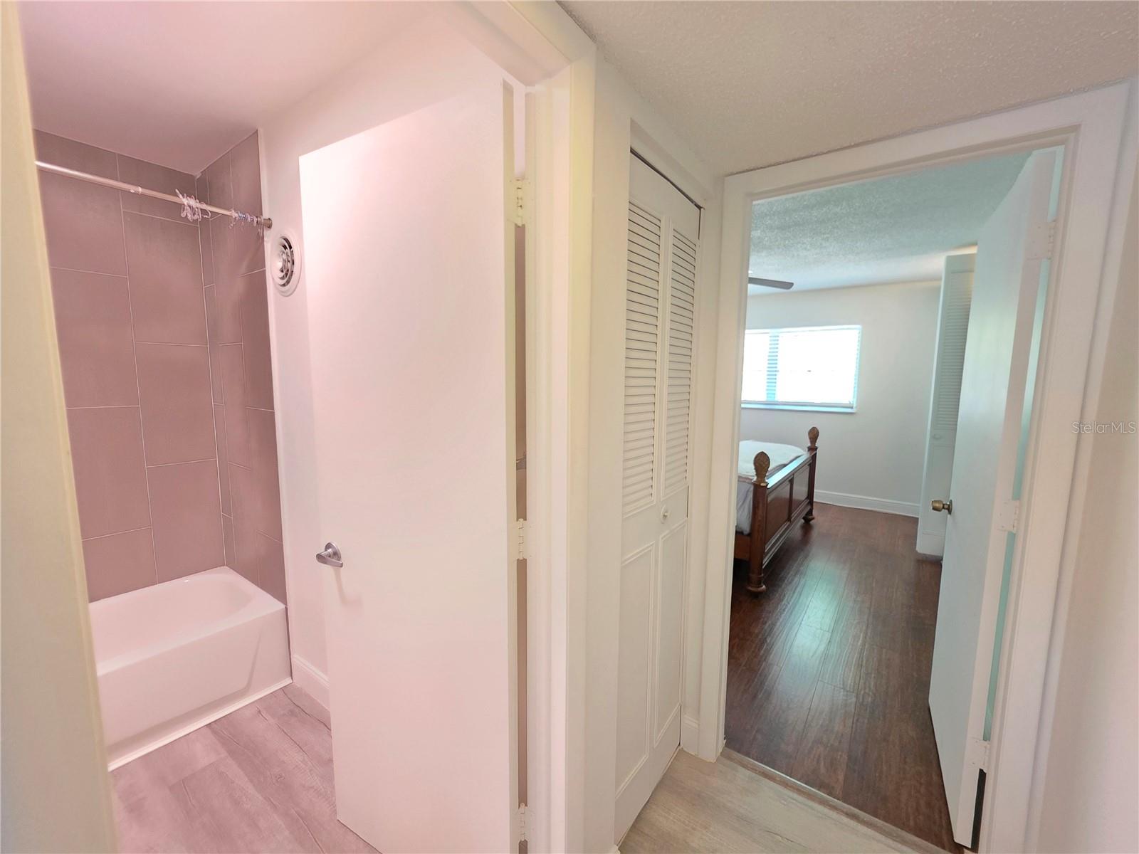 Image 37 of 51 For 2750 Bay Drive 10e