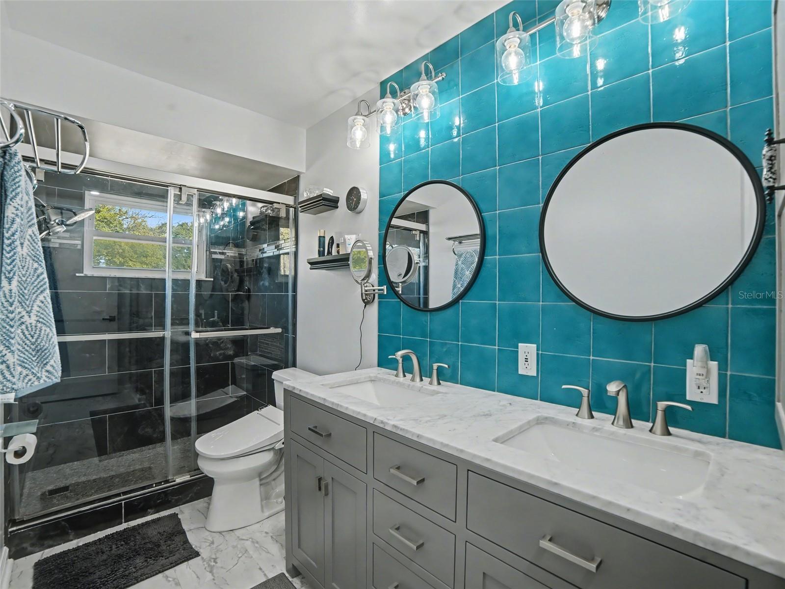 Image 18 of 35 For 5213 Lantana Street