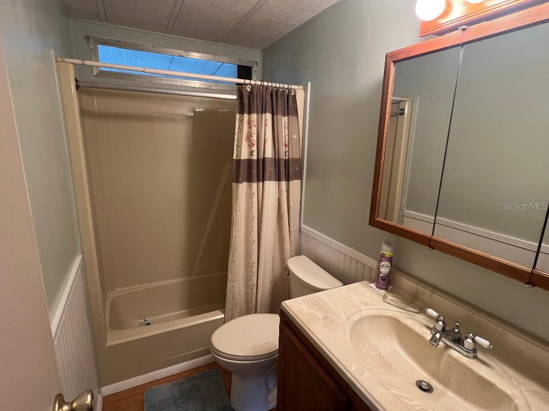 Listing photo id 22 for 6902 Orlo Drive