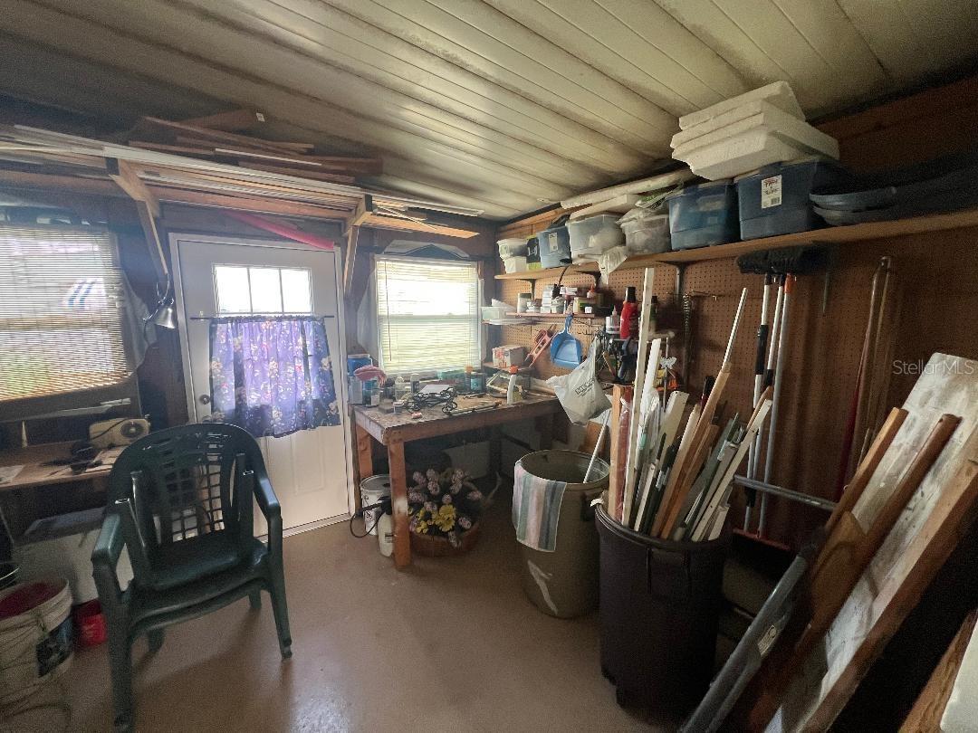 Listing photo id 27 for 6902 Orlo Drive