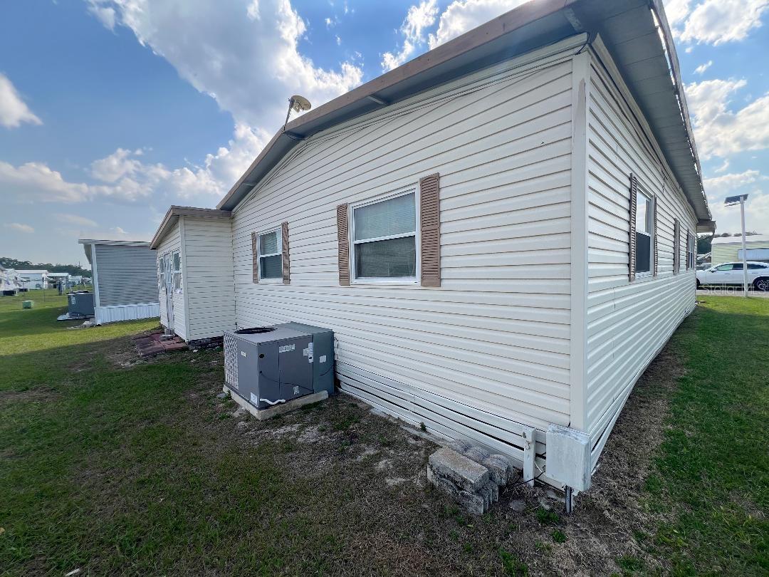 Listing photo id 28 for 6902 Orlo Drive