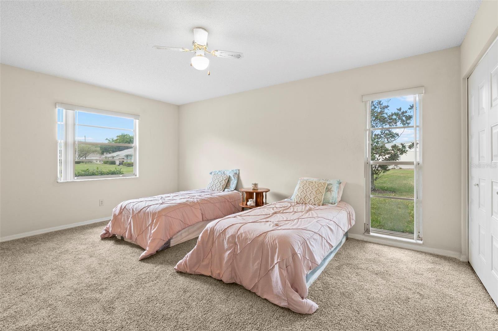 Image 17 of 41 For 401 De Grasse Place 18