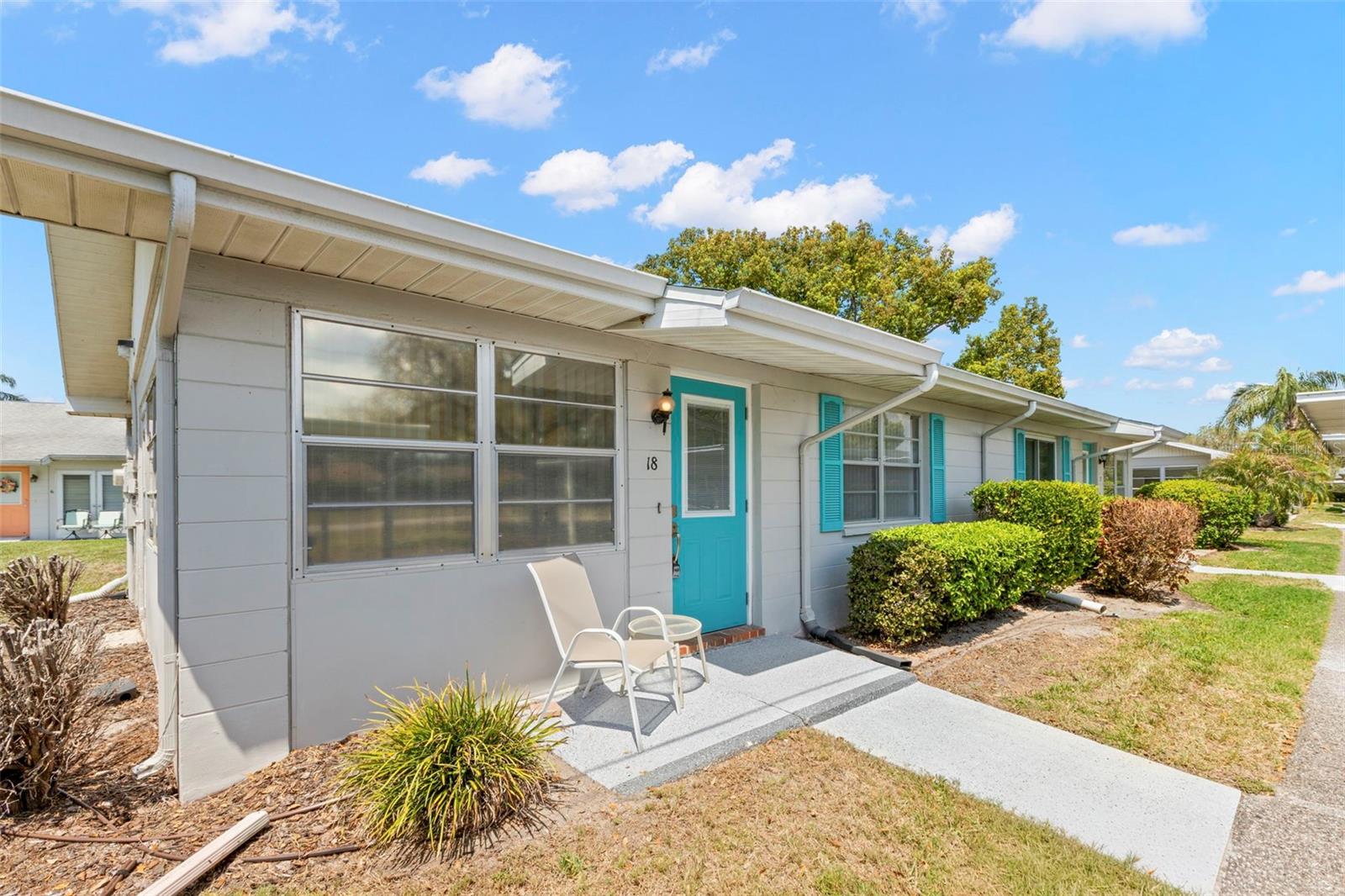 Image 2 of 41 For 401 De Grasse Place 18