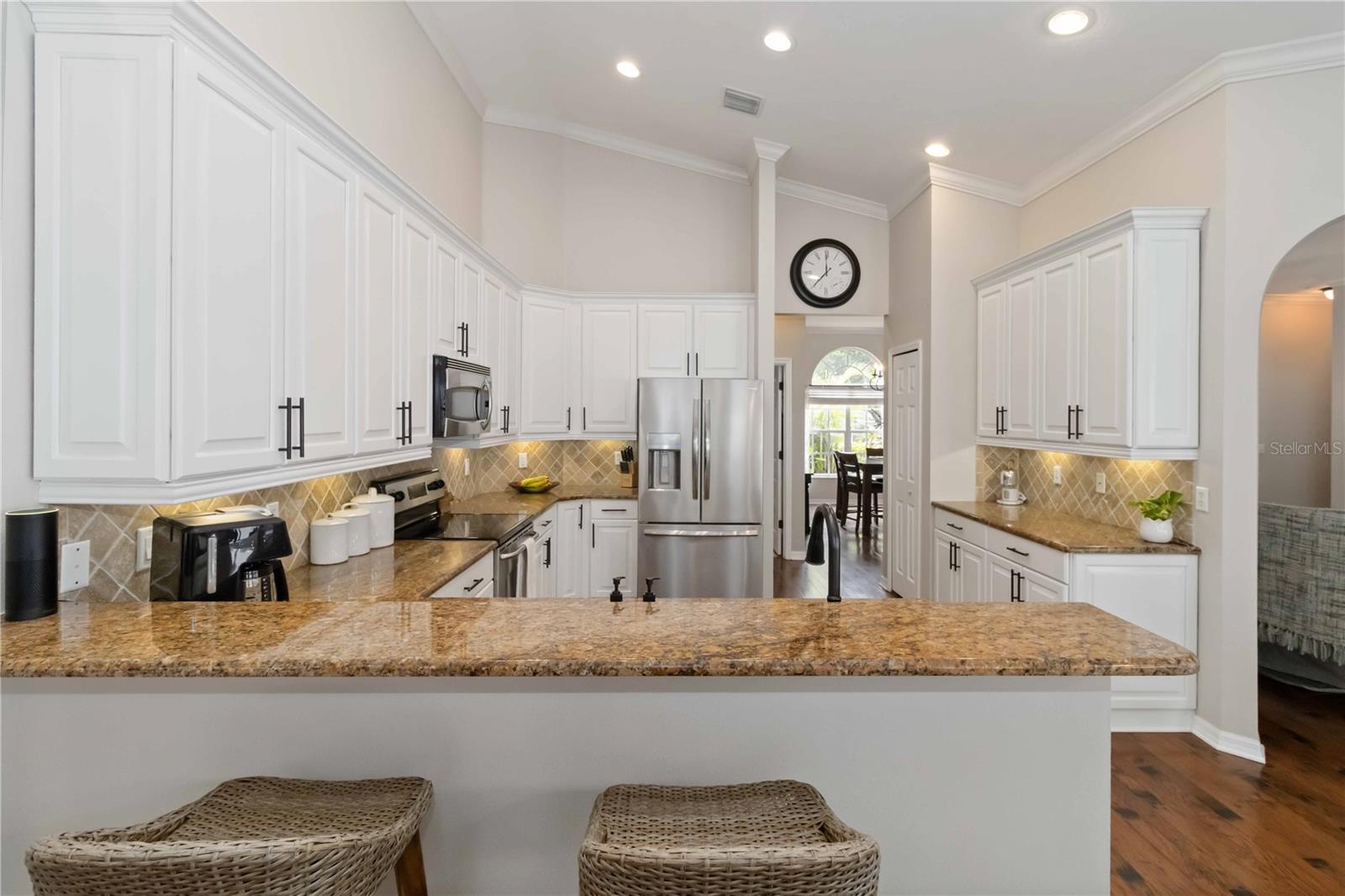 Image 13 of 34 For 2007 Raven Manor Drive