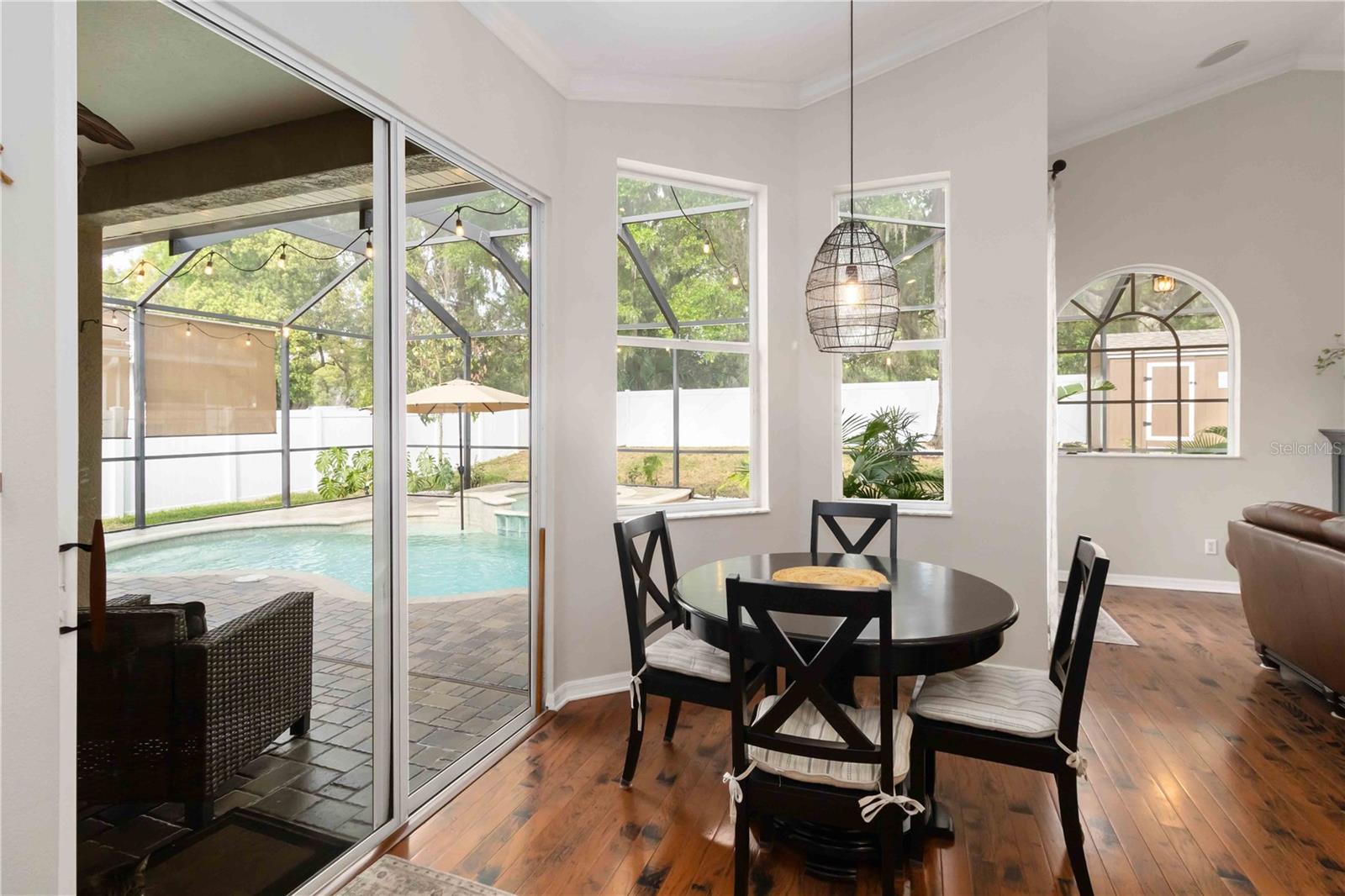 Image 14 of 34 For 2007 Raven Manor Drive