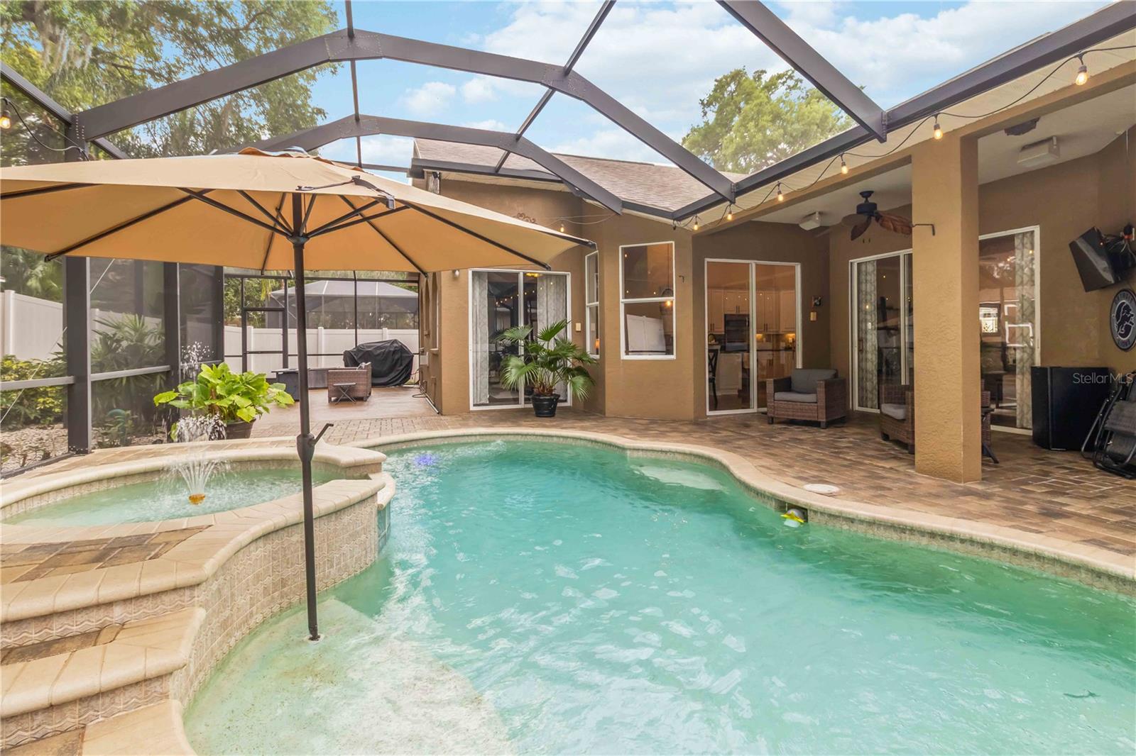 Image 2 of 34 For 2007 Raven Manor Drive