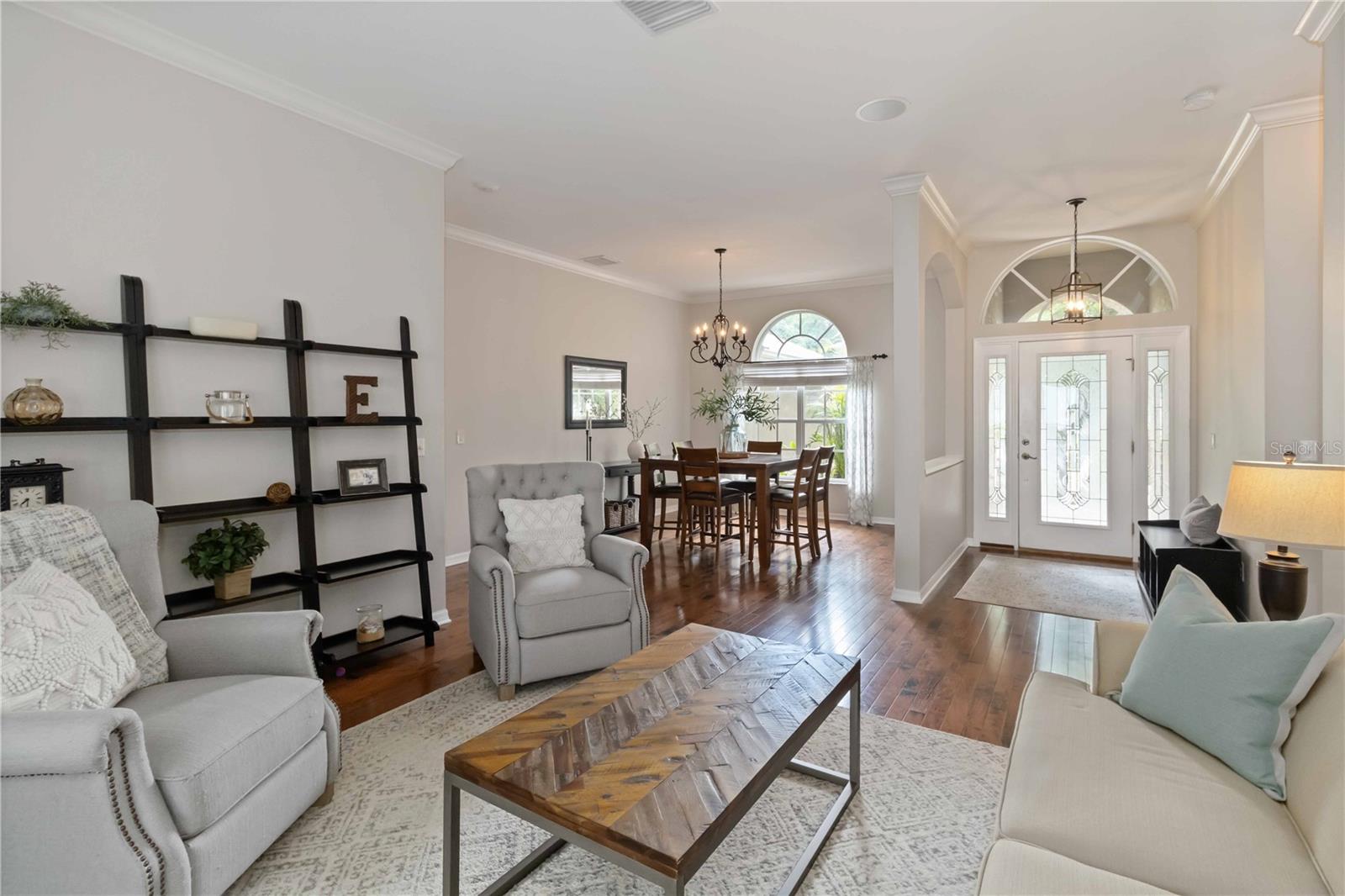 Image 6 of 34 For 2007 Raven Manor Drive