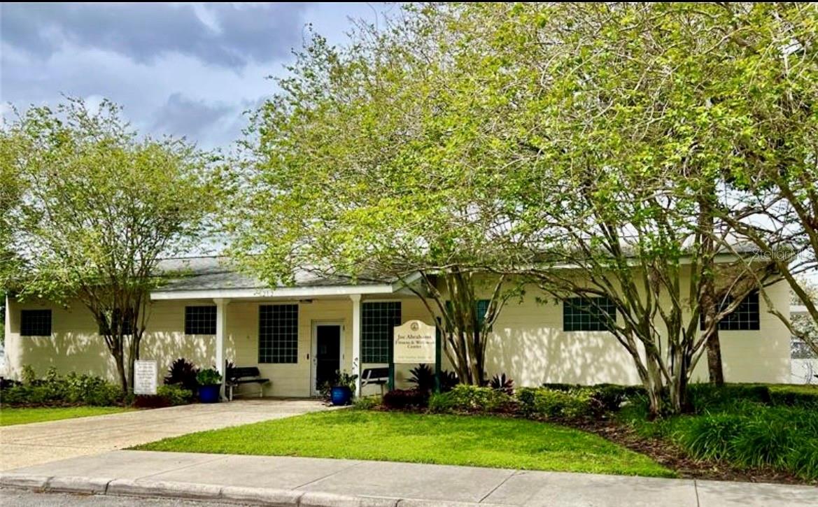 Image 16 of 18 For 5221 Bayshore Boulevard 29