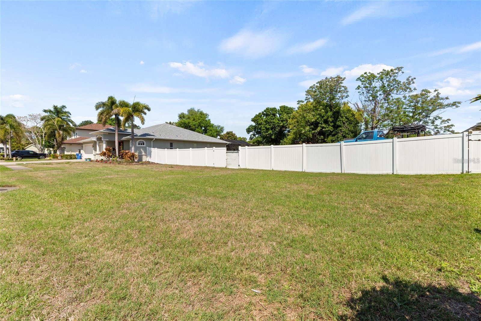 Image 6 of 9 For Bethel Court S