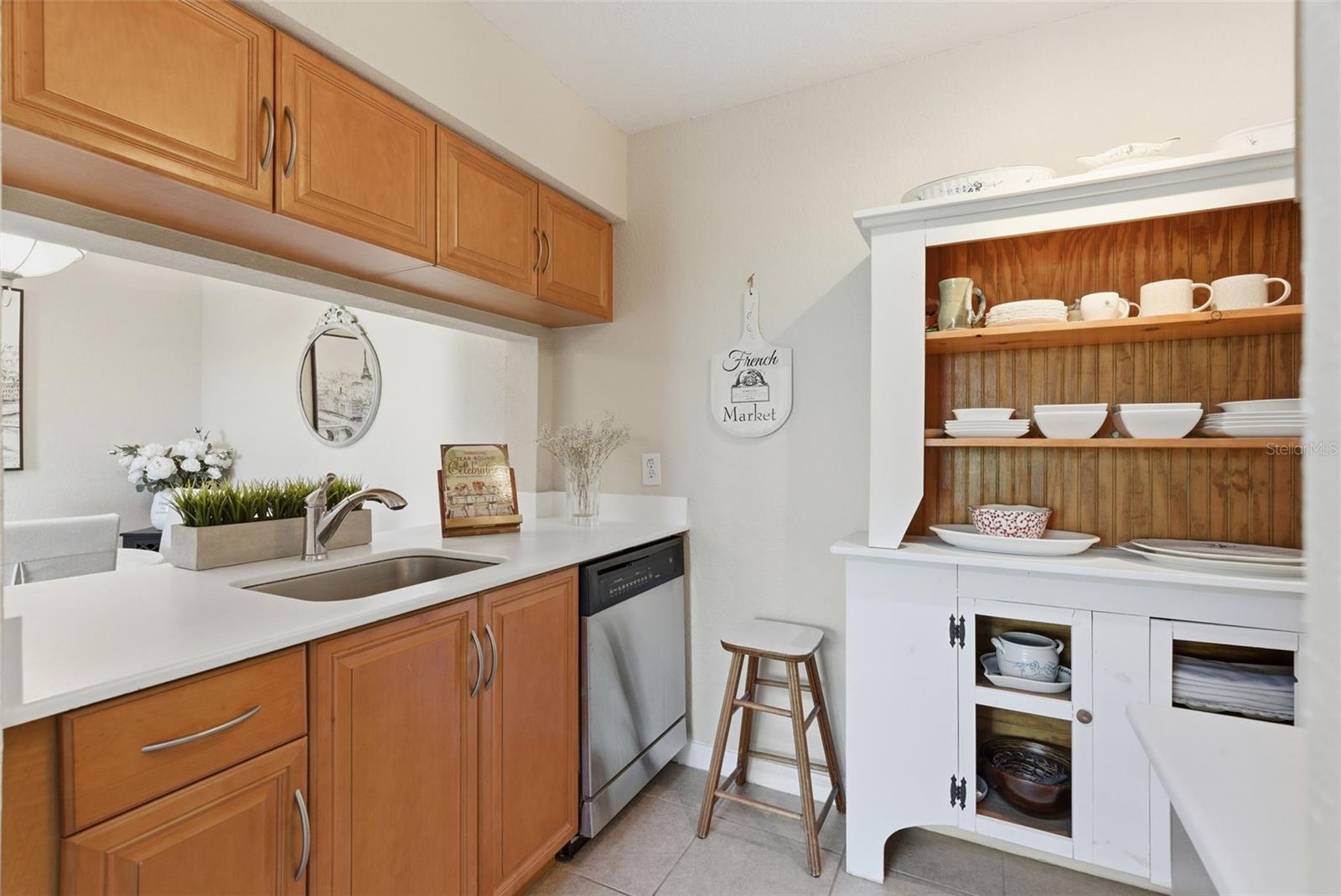 Image 16 of 35 For 3300 Haviland Court 303