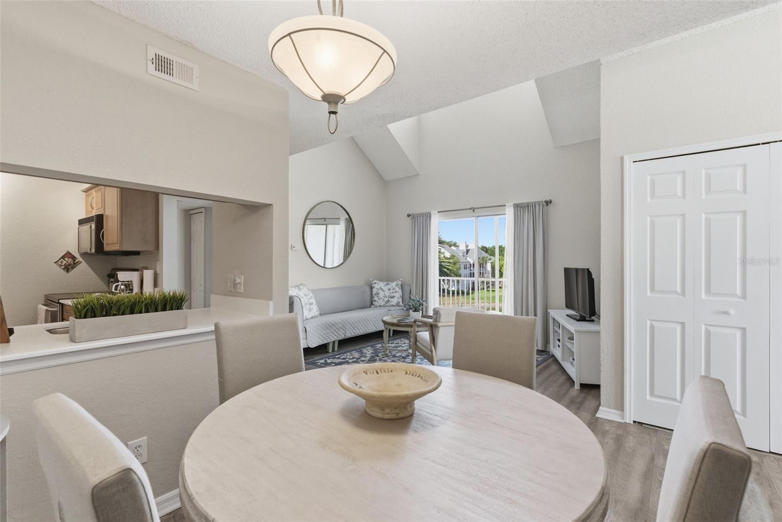 Image 8 of 35 For 3300 Haviland Court 303