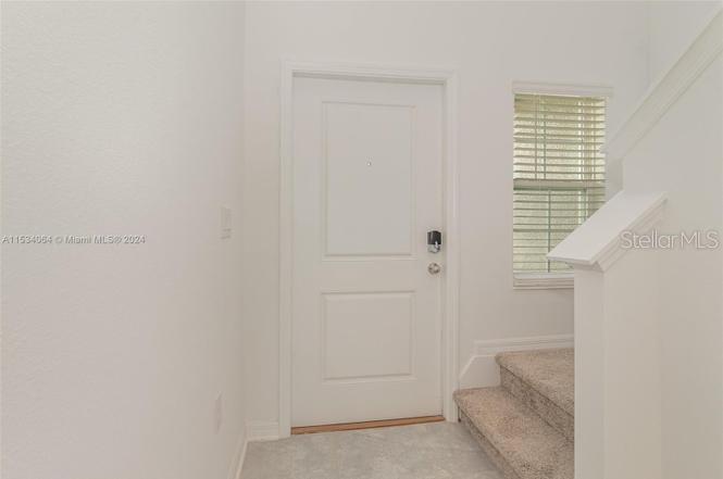 Image 5 of 16 For 748 Reggie  