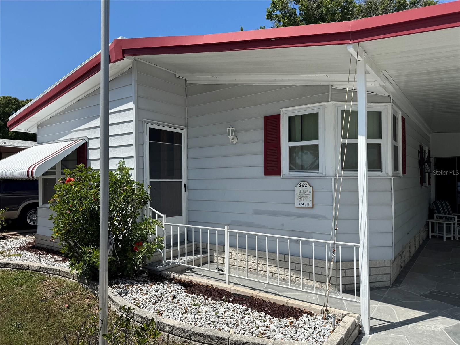 Image 2 of 18 For 1001 Starkey Road 262