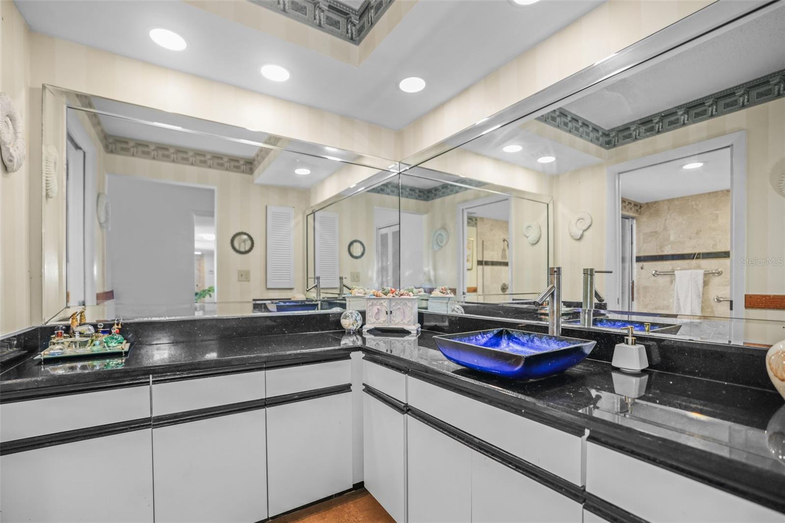 Image 8 of 46 For 2778 Capwood Lane