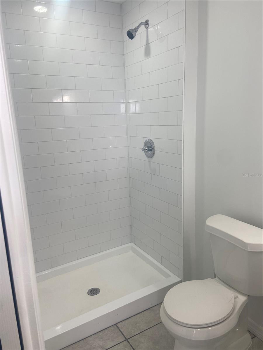 Image 9 of 25 For 7020 Baywood Drive