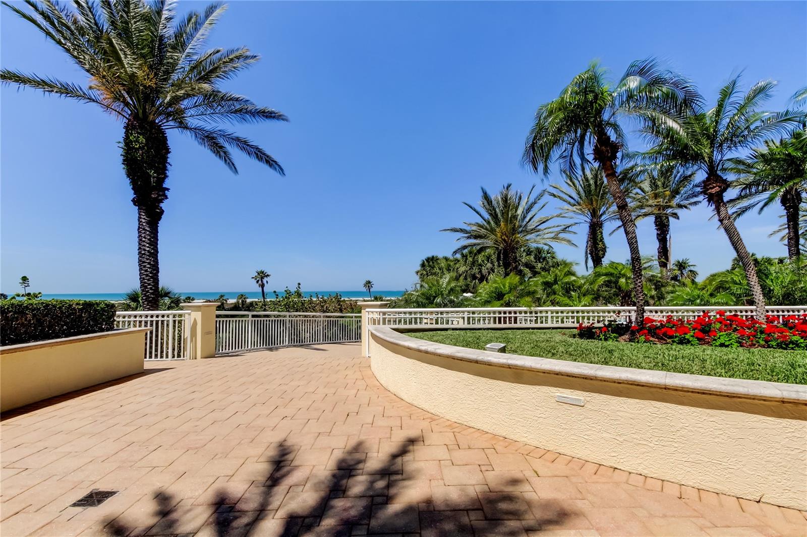 Image 4 of 74 For 1200 Gulf Boulevard 101