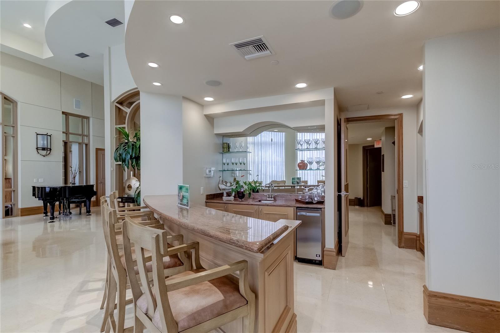 Image 63 of 74 For 1200 Gulf Boulevard 101