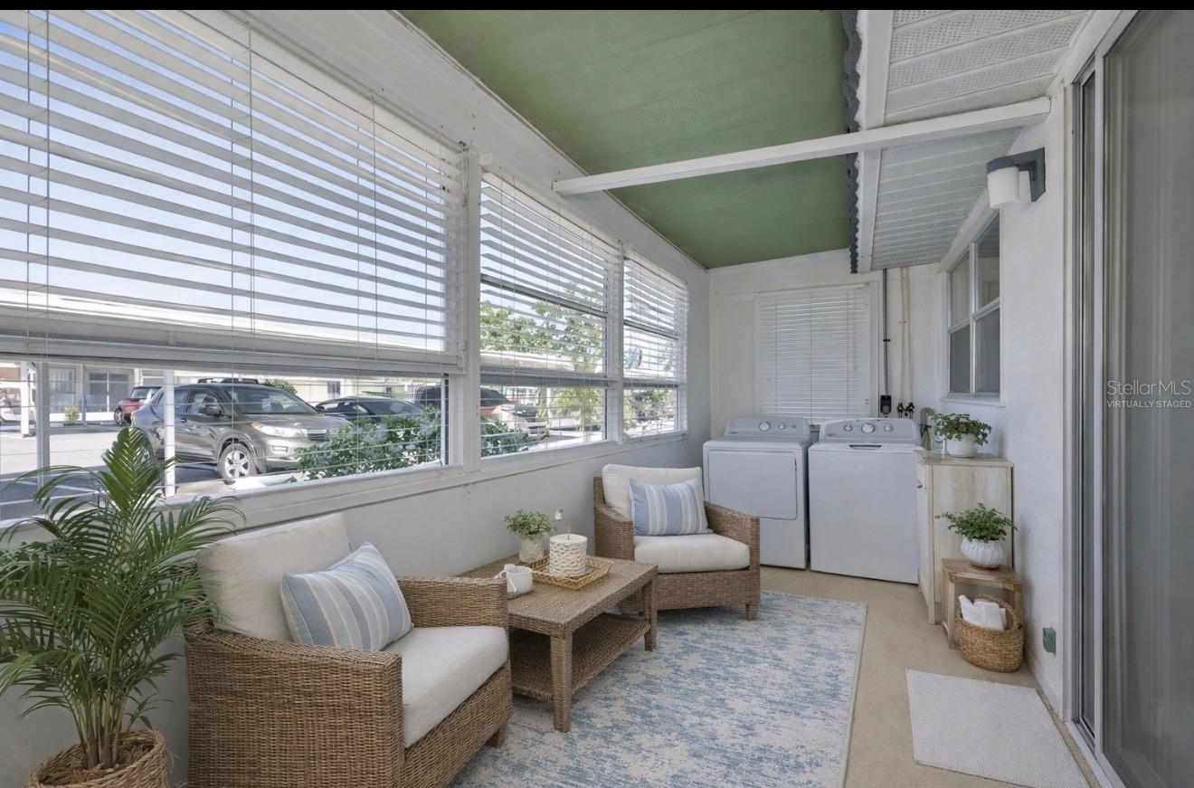 Image 11 of 85 For 202 Bedford Street 68